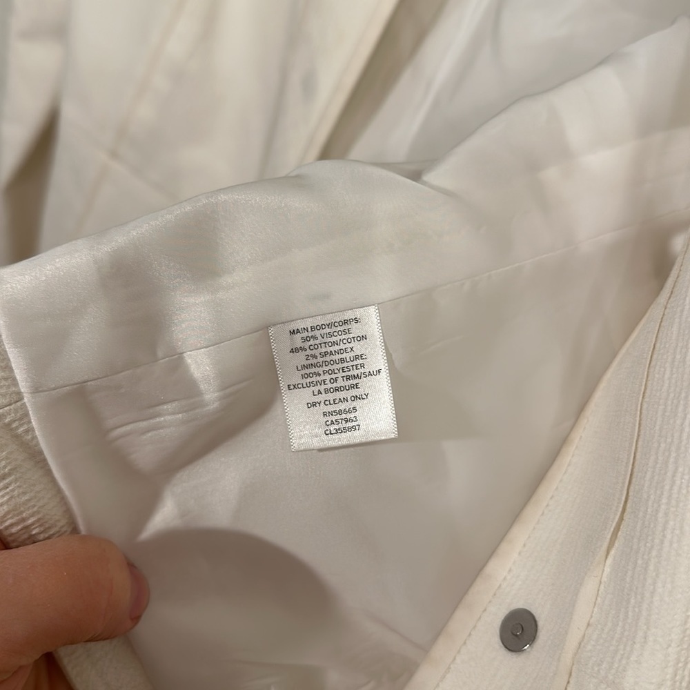Women's Cream Structured Round-Neck Jacket - Picture 4 of 8